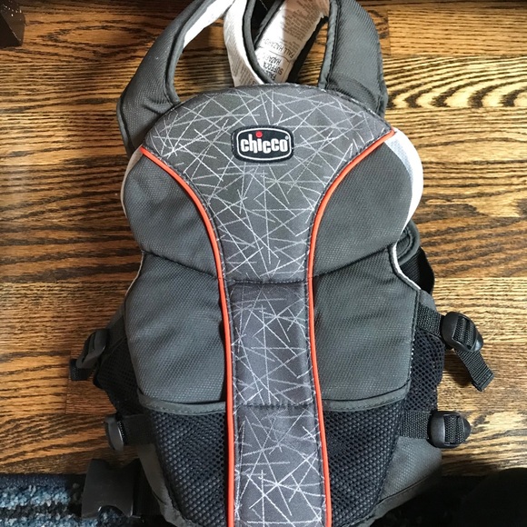 chicco front carrier